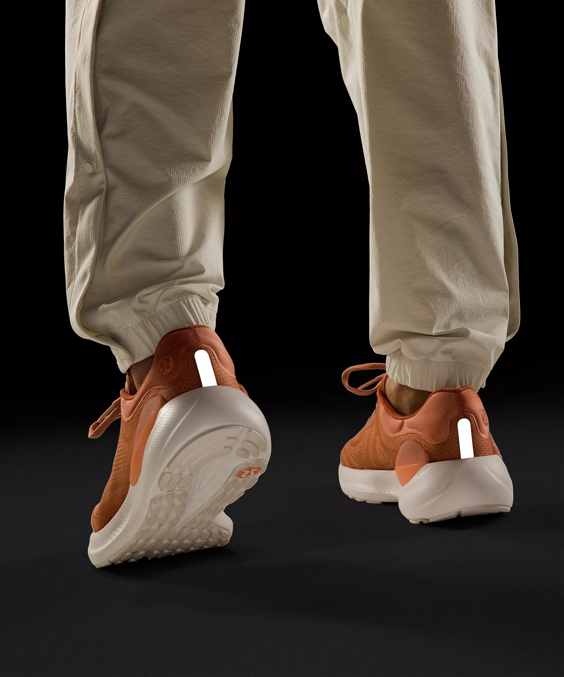 beyondfeel Men's Running Shoe - 10