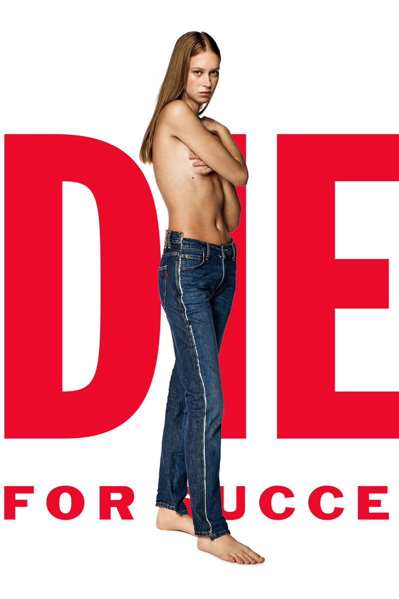 STRAIGHT JEANS DIESELOVES 04 09K47 4