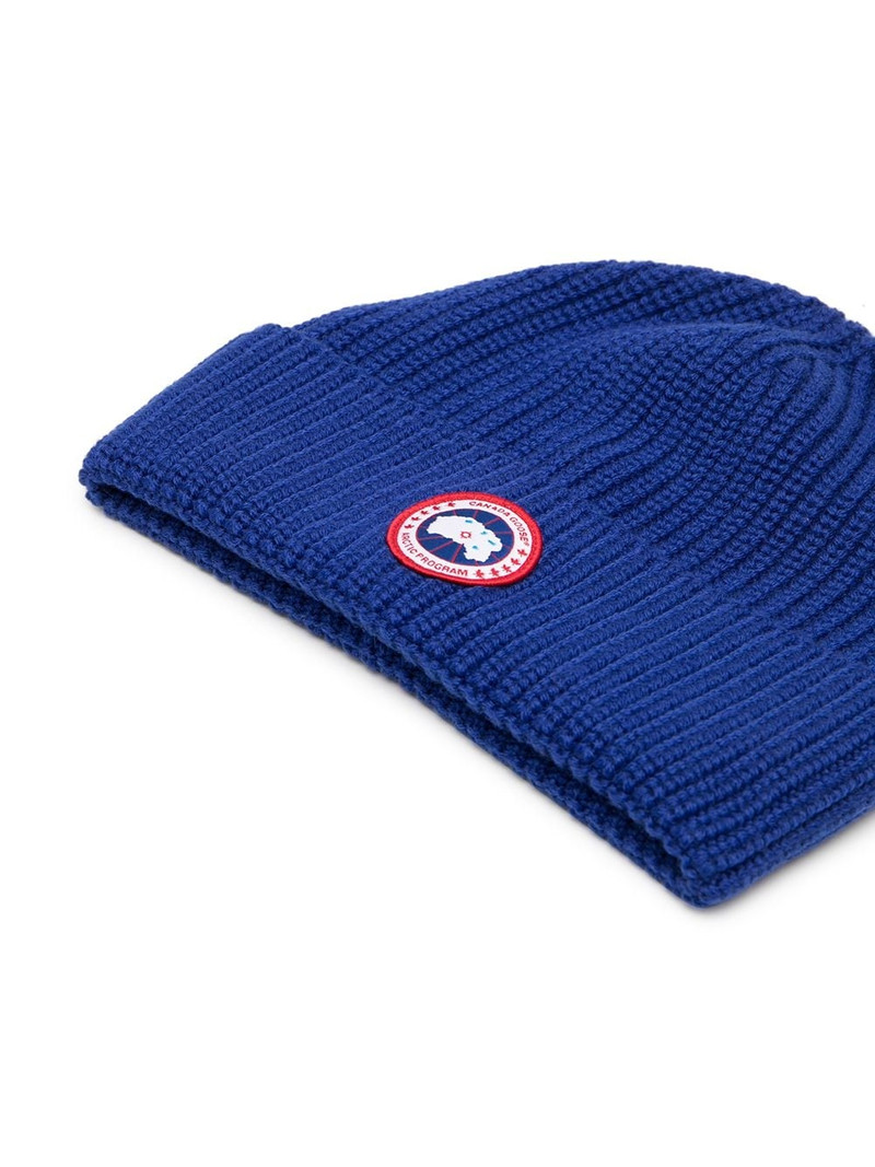 Canada Goose logo patch beanie outlook