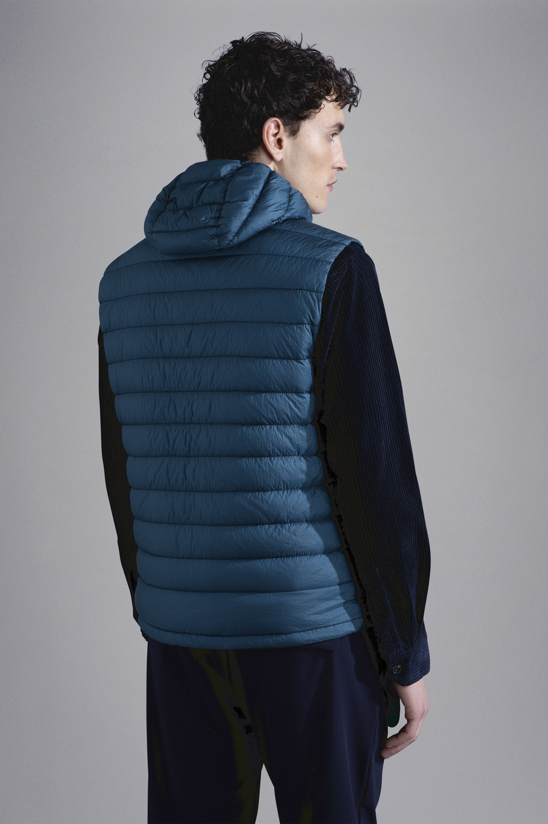 SAVE THE SEA GARMENT DYED ULTRALIGHT VEST - 3