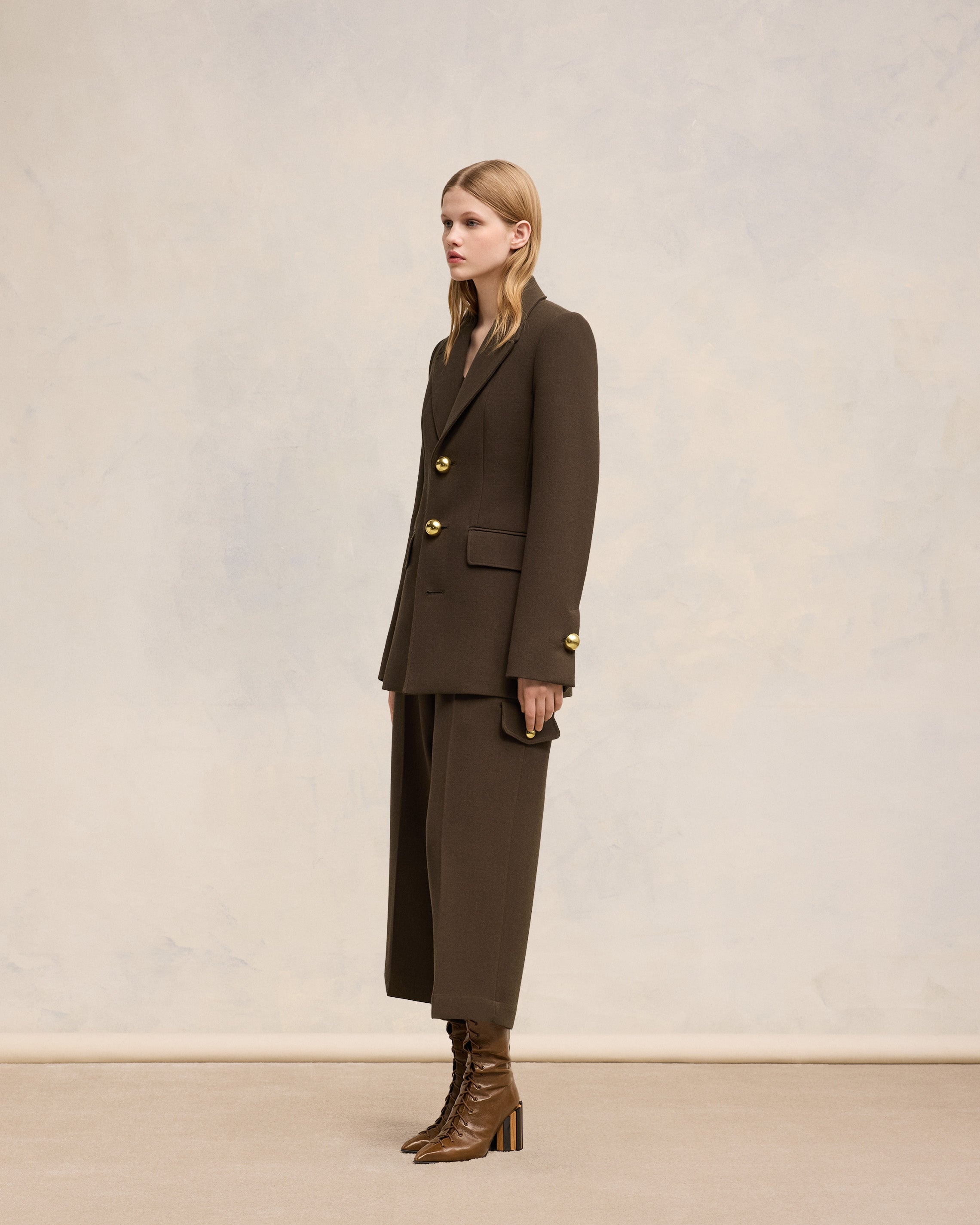 THREE BUTTONS JACKET - 6