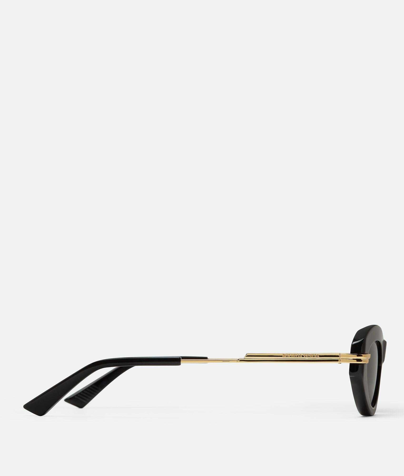 Classic Cat Eye Sunglasses - 3