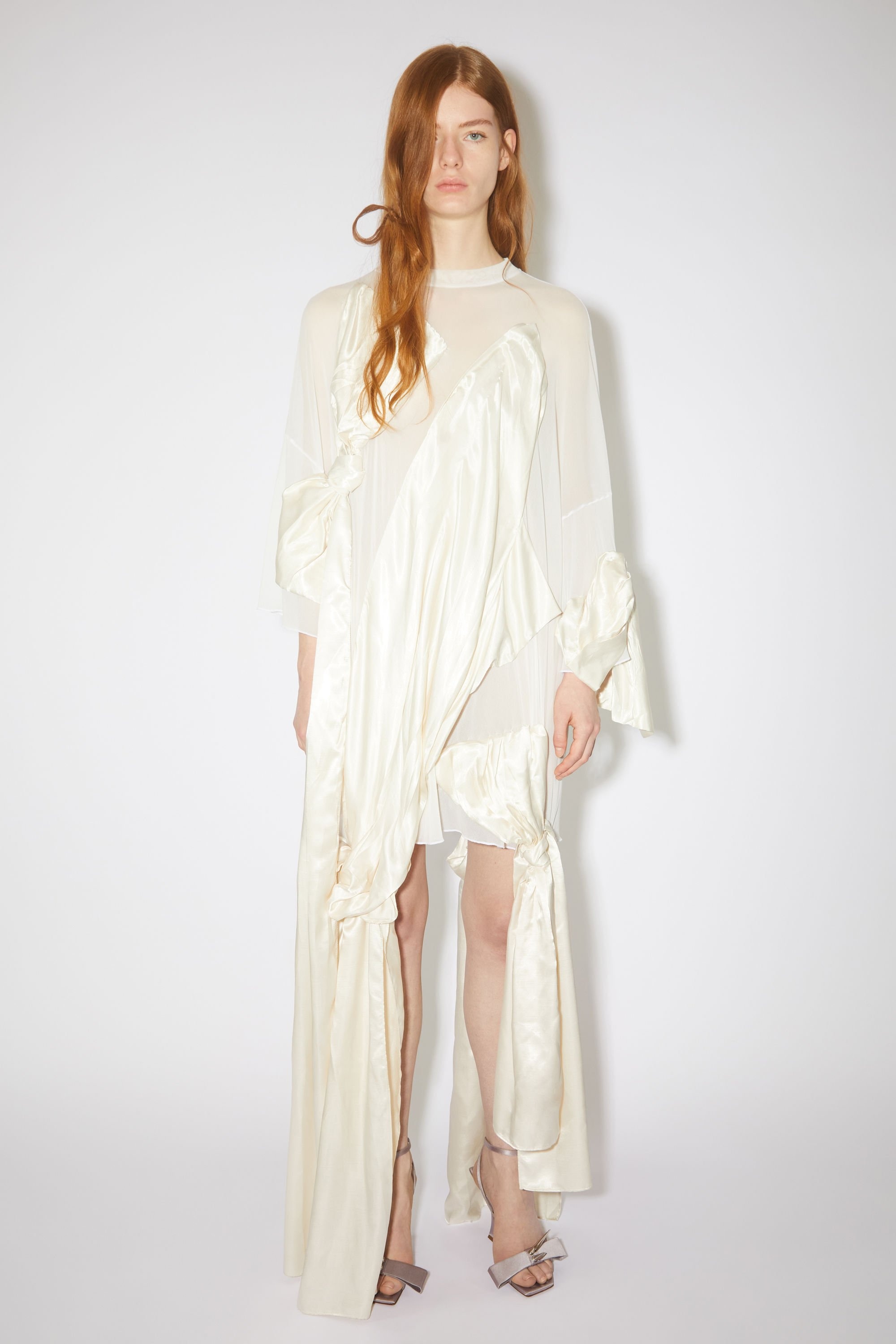 Draped bow dress - Warm white - 2