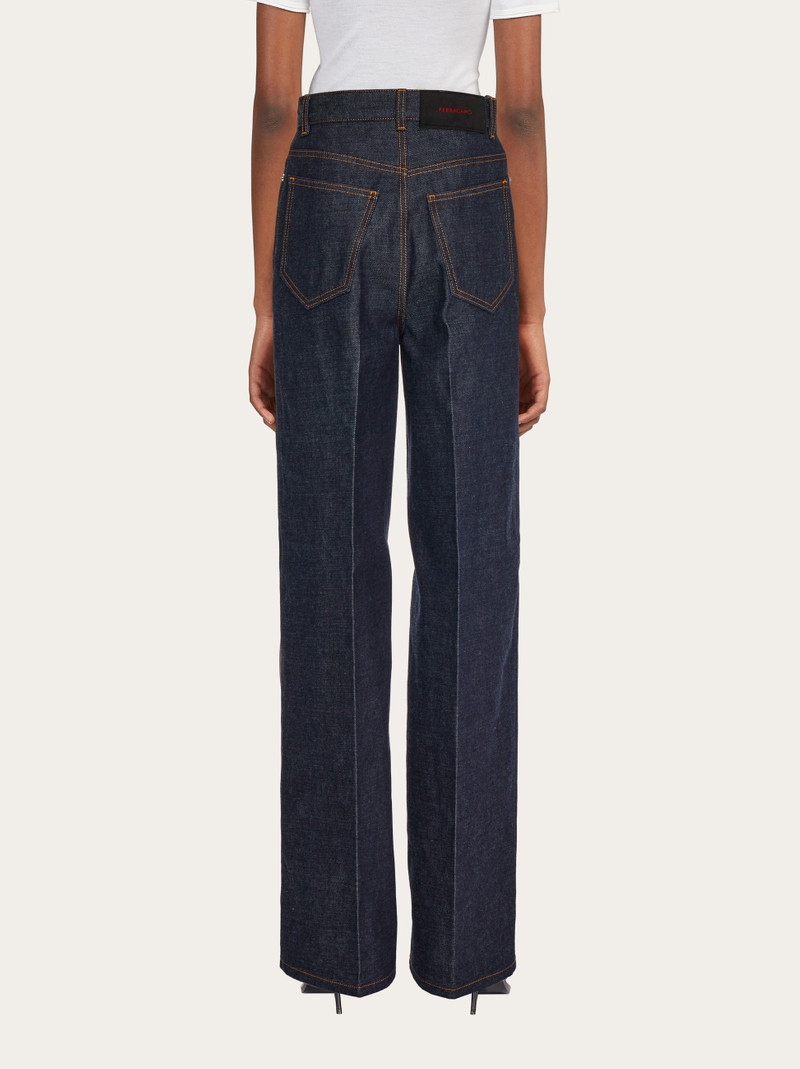 Wide leg jeans 3