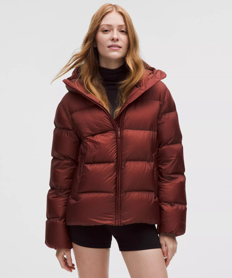 Featherweight 900-Down-Fill Puffer Jacket 1