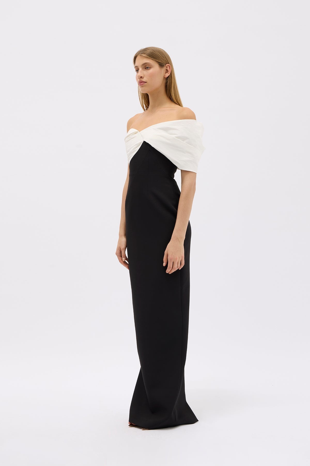DELILA GOWN - 2