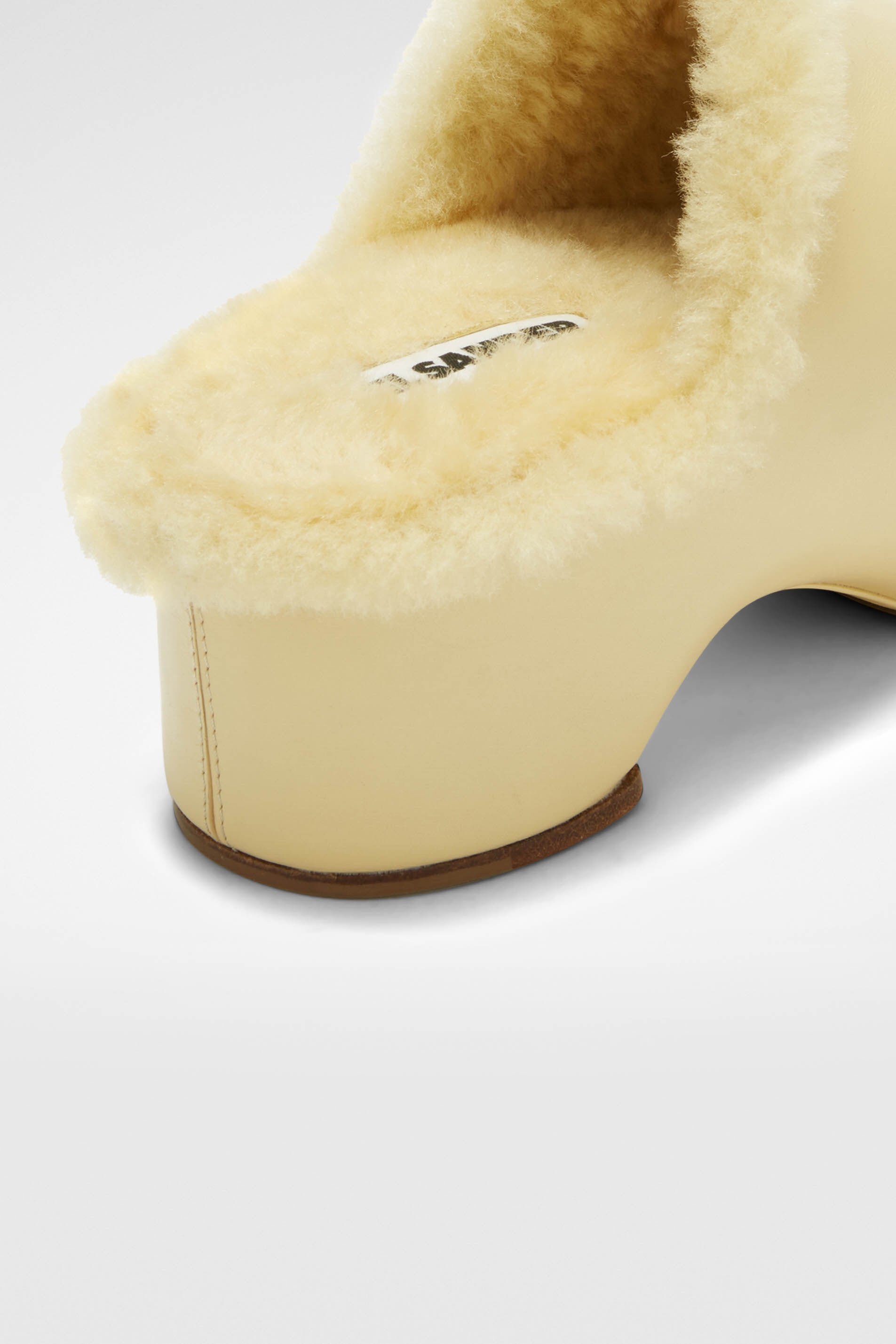 Clogs - 6