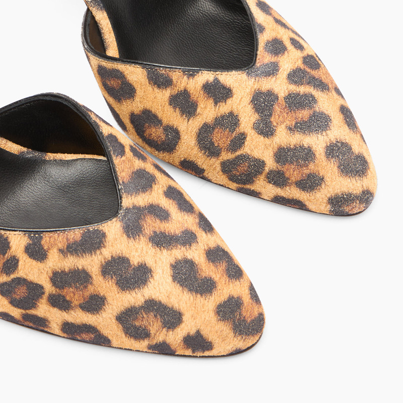 Venus Malesia Pumps 5