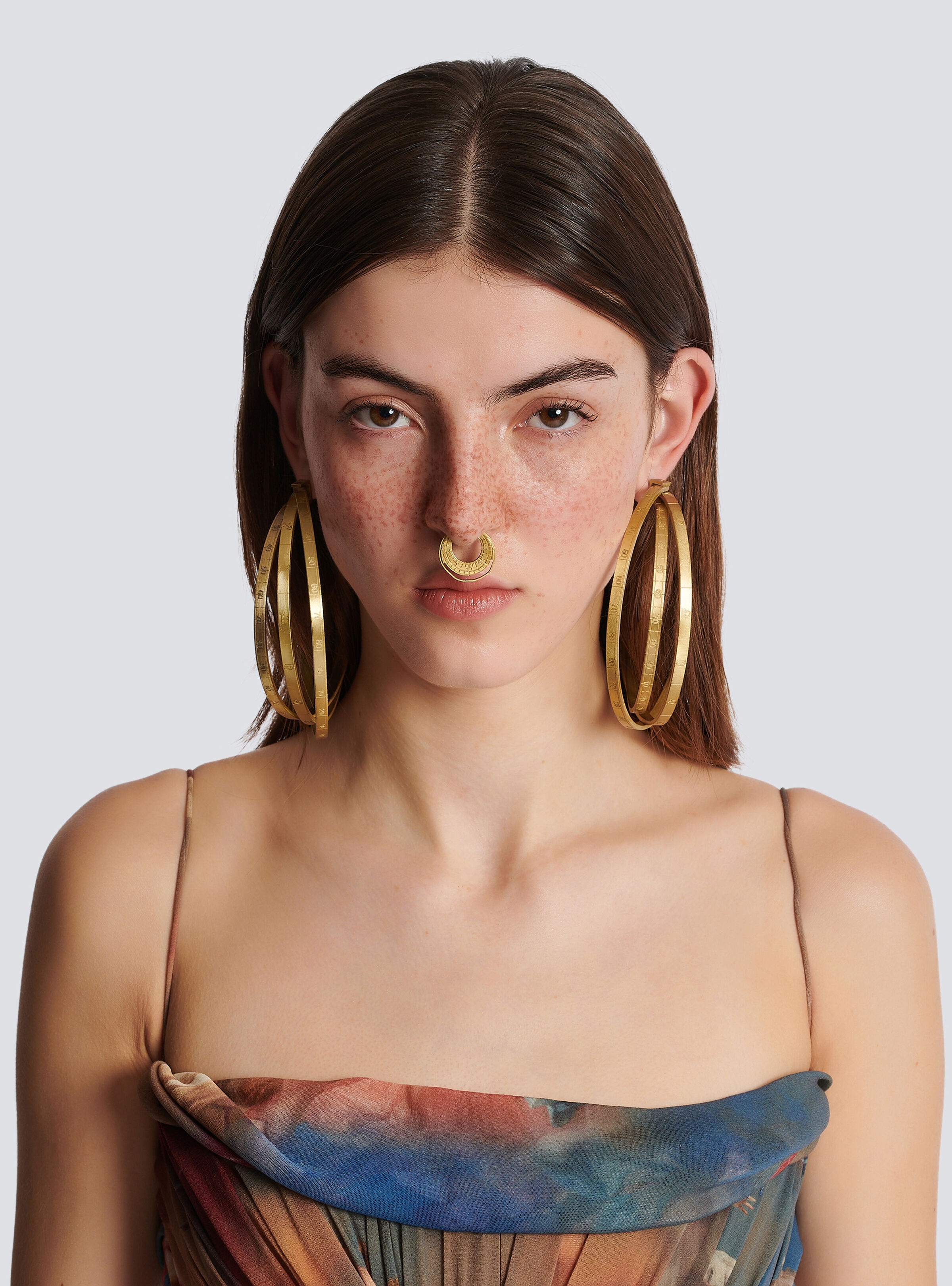 Engraved Zodiaque earrings - 2