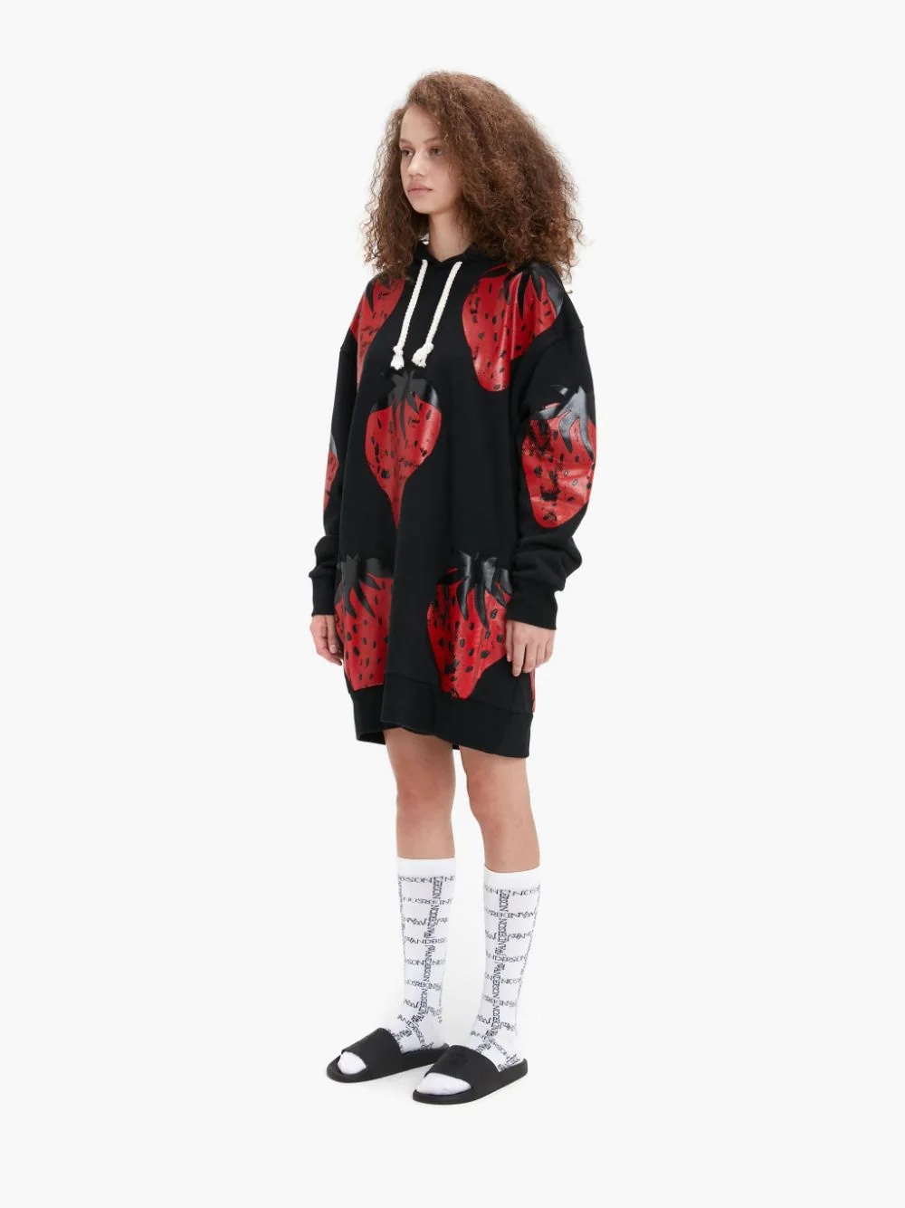 OVERSIZED STRAWBERRY HOODIE - 4