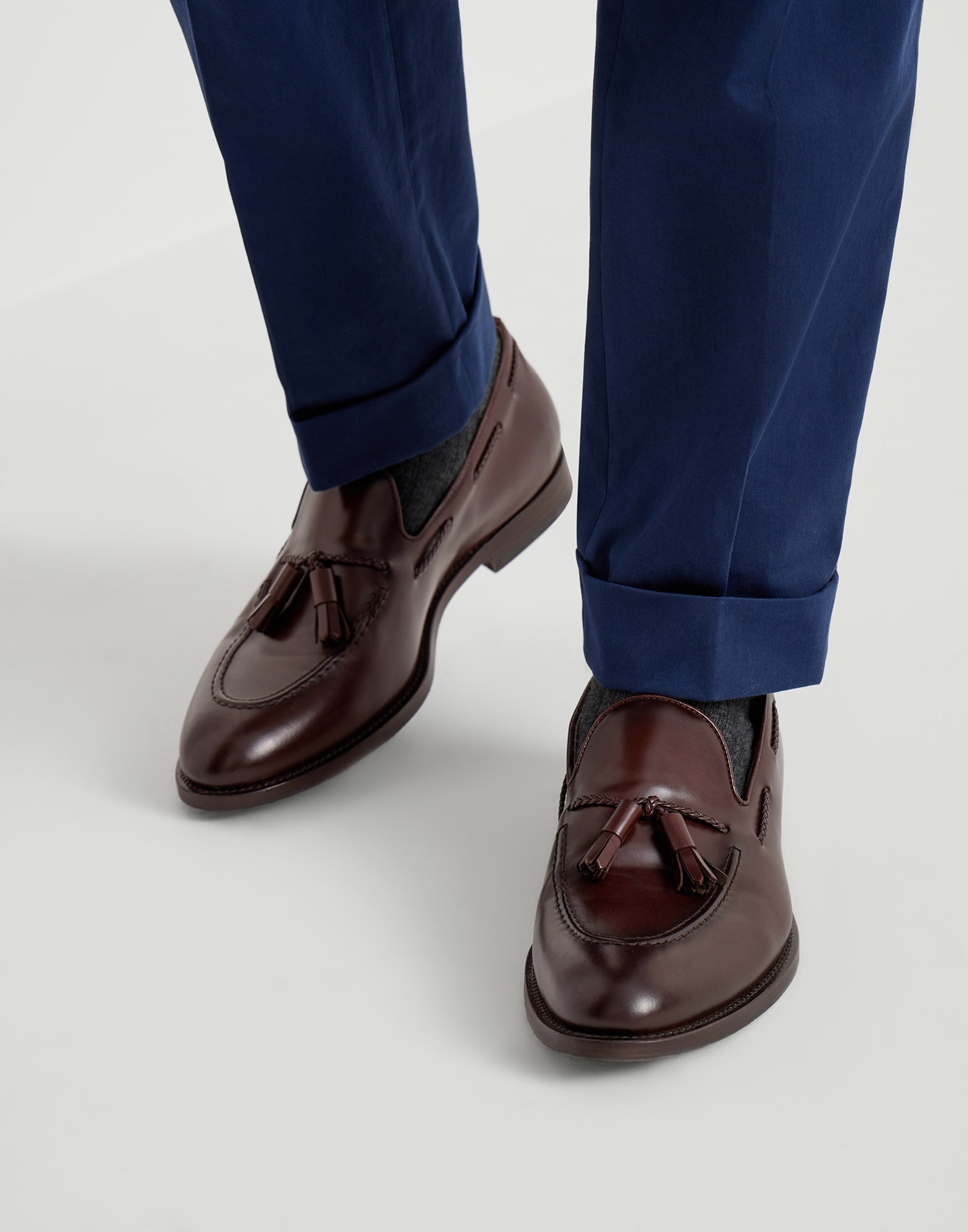 Burnished calfskin loafers with tassels - 4