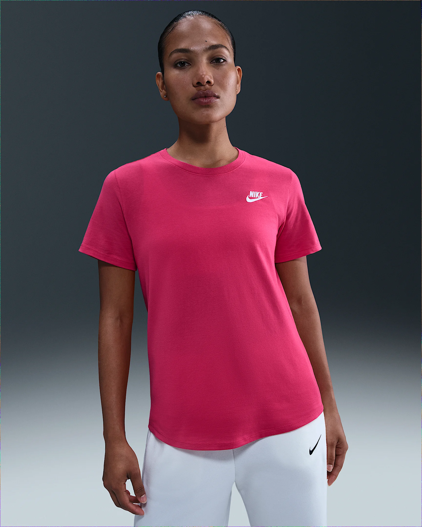 Nike Sportswear Club Essentials Women's T-Shirt - 1