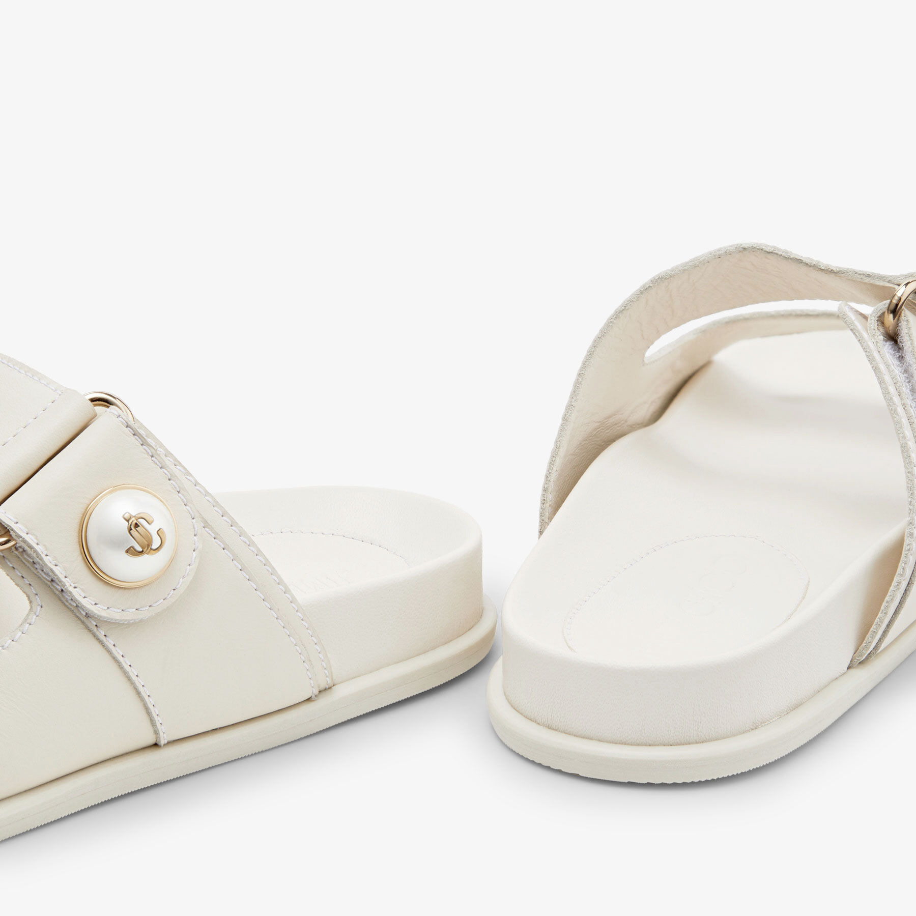 Fayence Sandal
Latte Leather Flat Sandals with Pearl Embellishment - 3