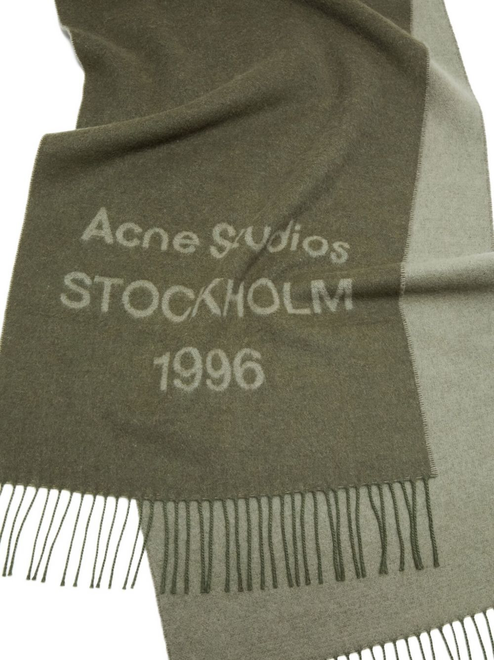 logo-embellished wool scarf - 3