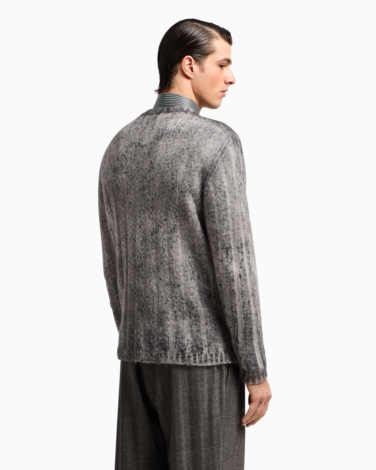 V-NECK JUMPER IN VIRGIN WOOL - 3