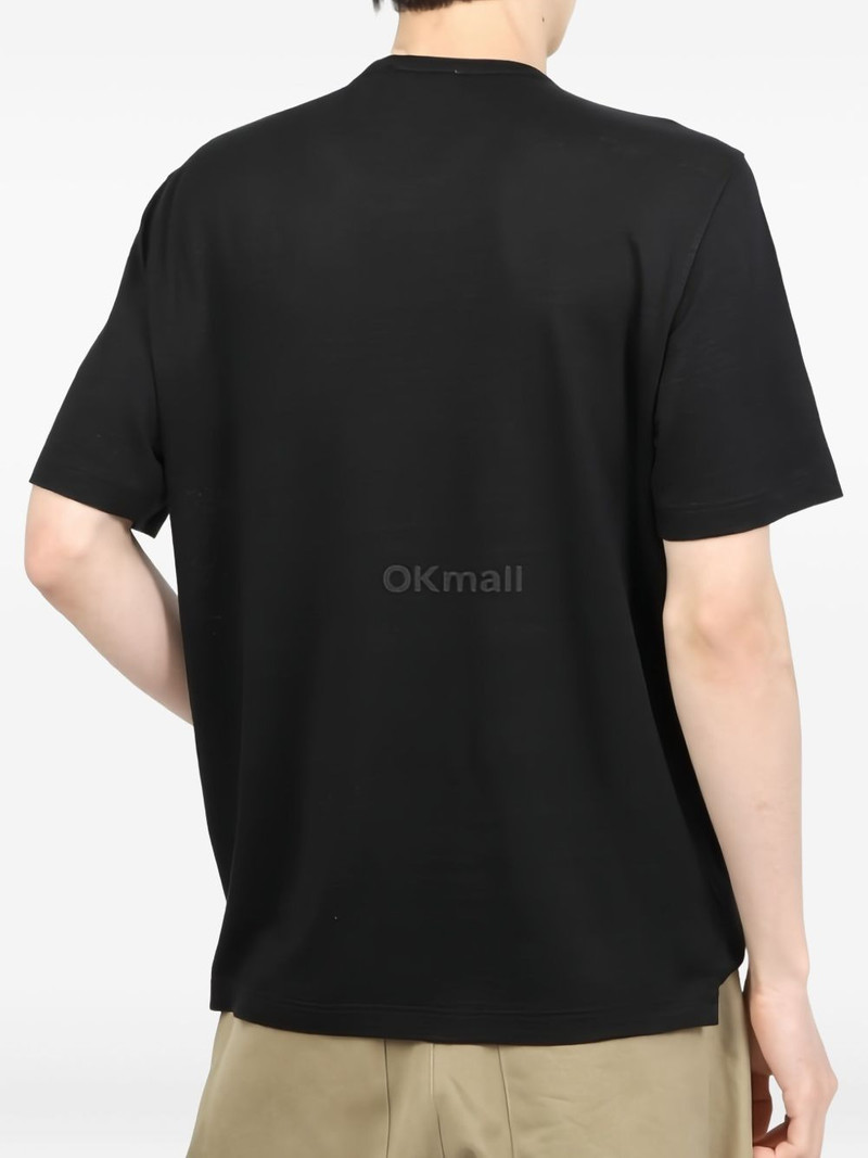 short-sleeved T-shirt 4