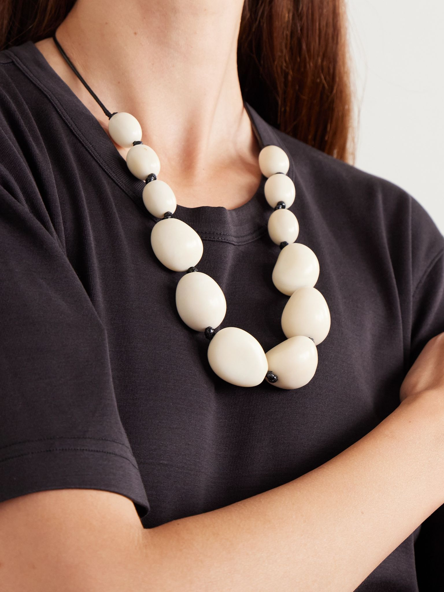 The Statement tagua and leather necklace Ivory - 5
