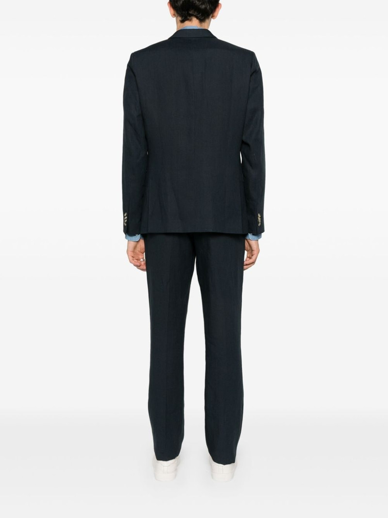 single-breasted linen suit 4