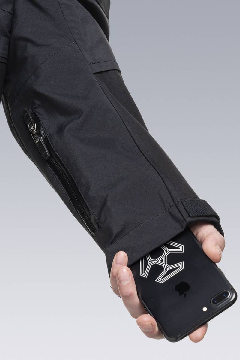 SAC-J2760 sacai / ACRONYM Trench Coat Black 20