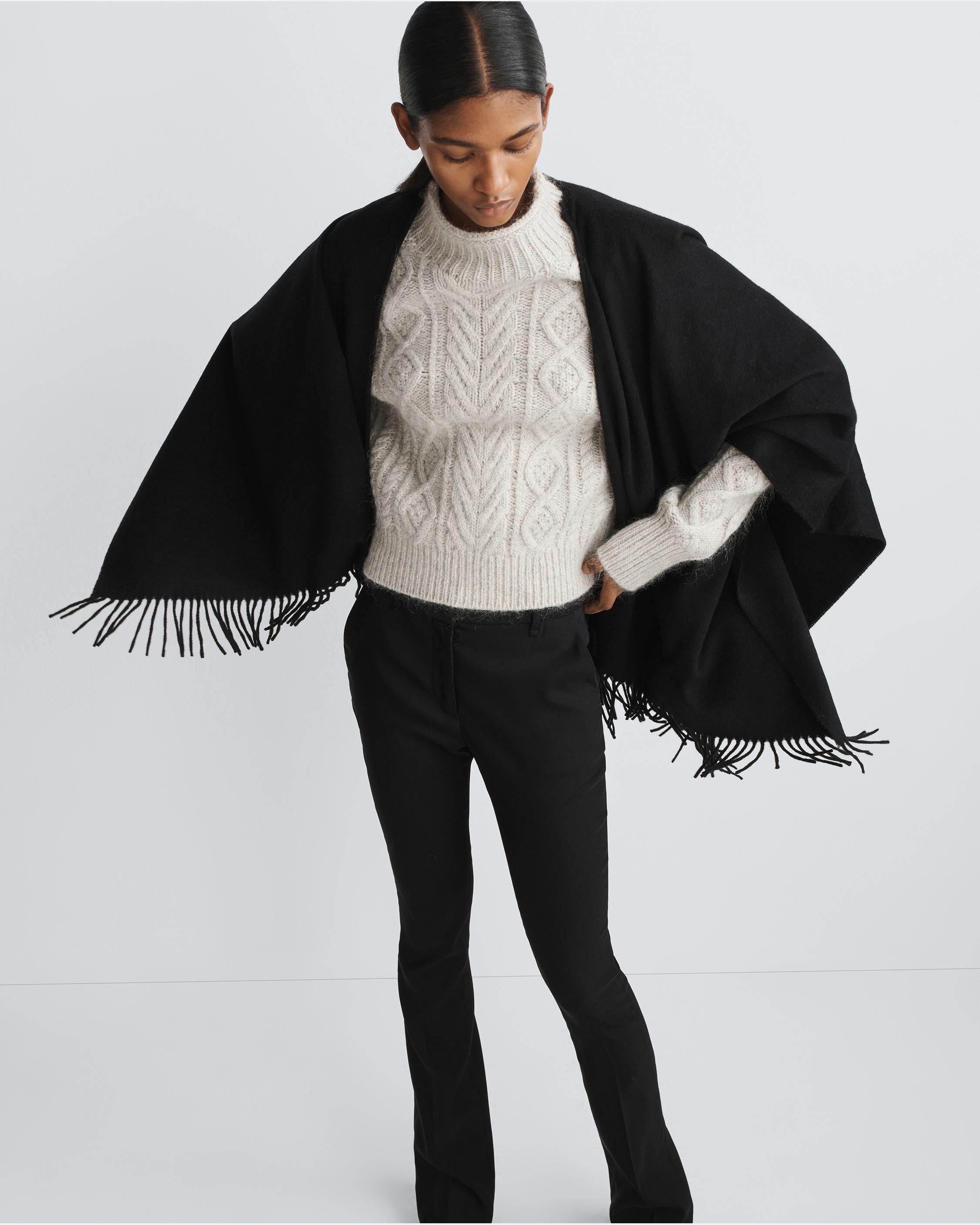 Brody Wool Blend Turtleneck
Relaxed Fit - 2