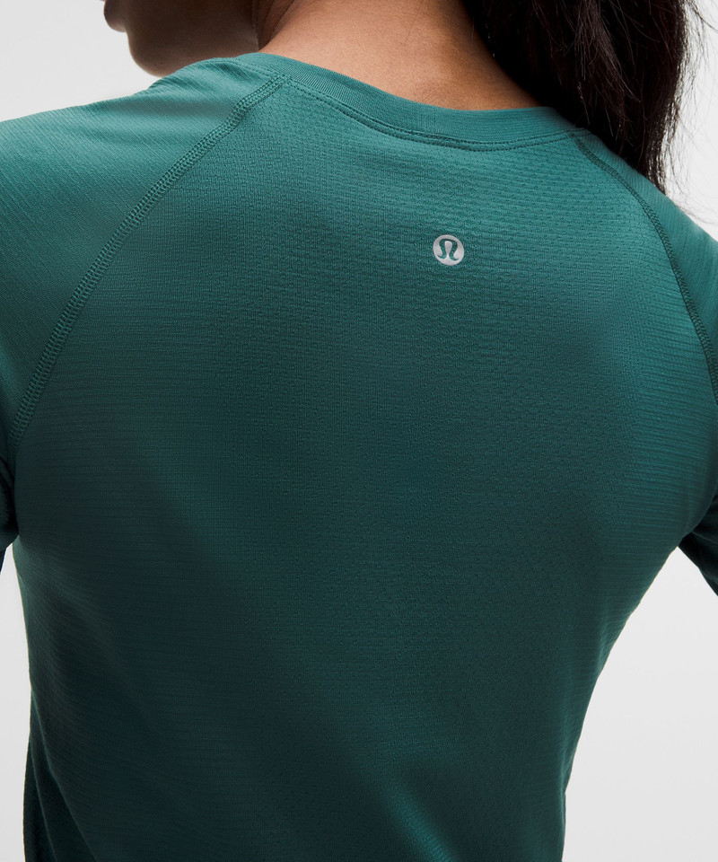 Swiftly Tech Long-Sleeve Shirt 2.0 *Waist Length 5