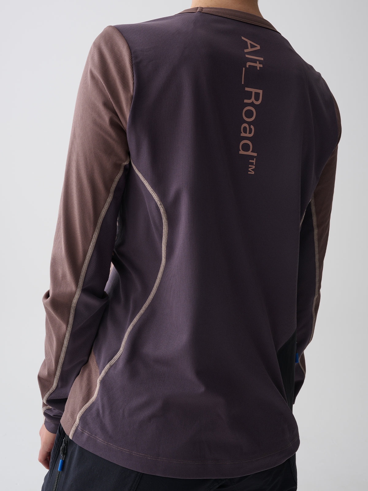 Women's Alt_Road™ Tech LS Tee - 6