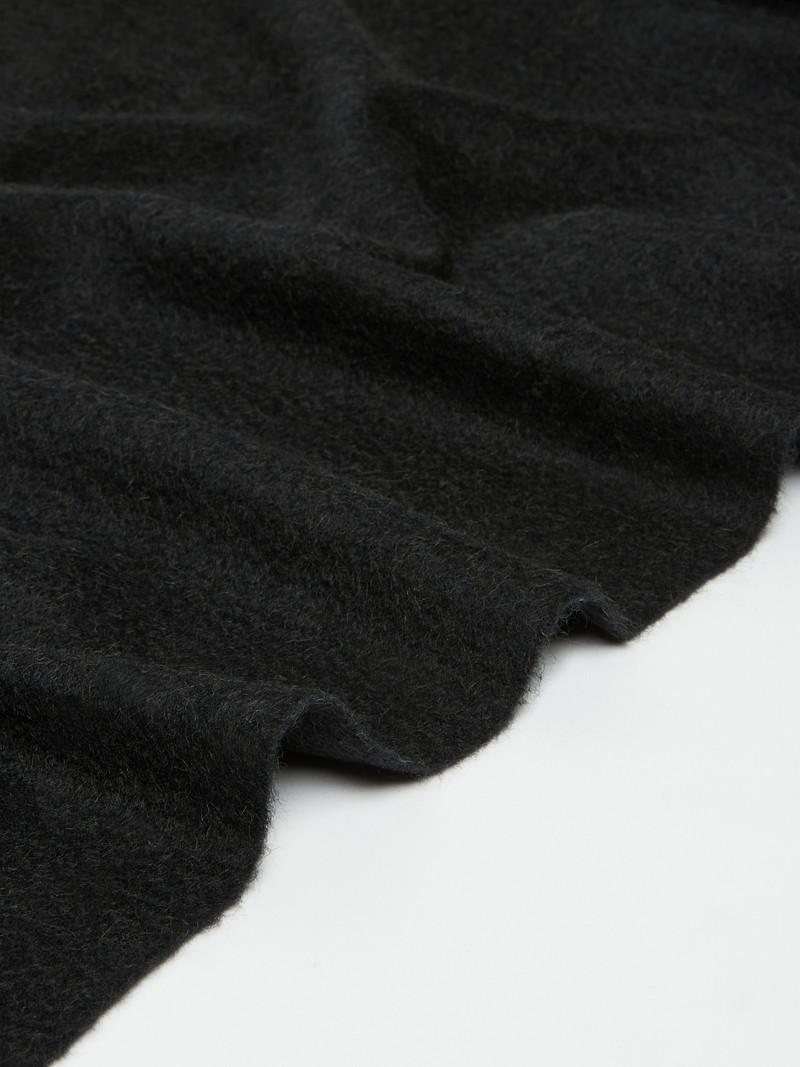 Max Mara TARTAN Camel logo stole outlook