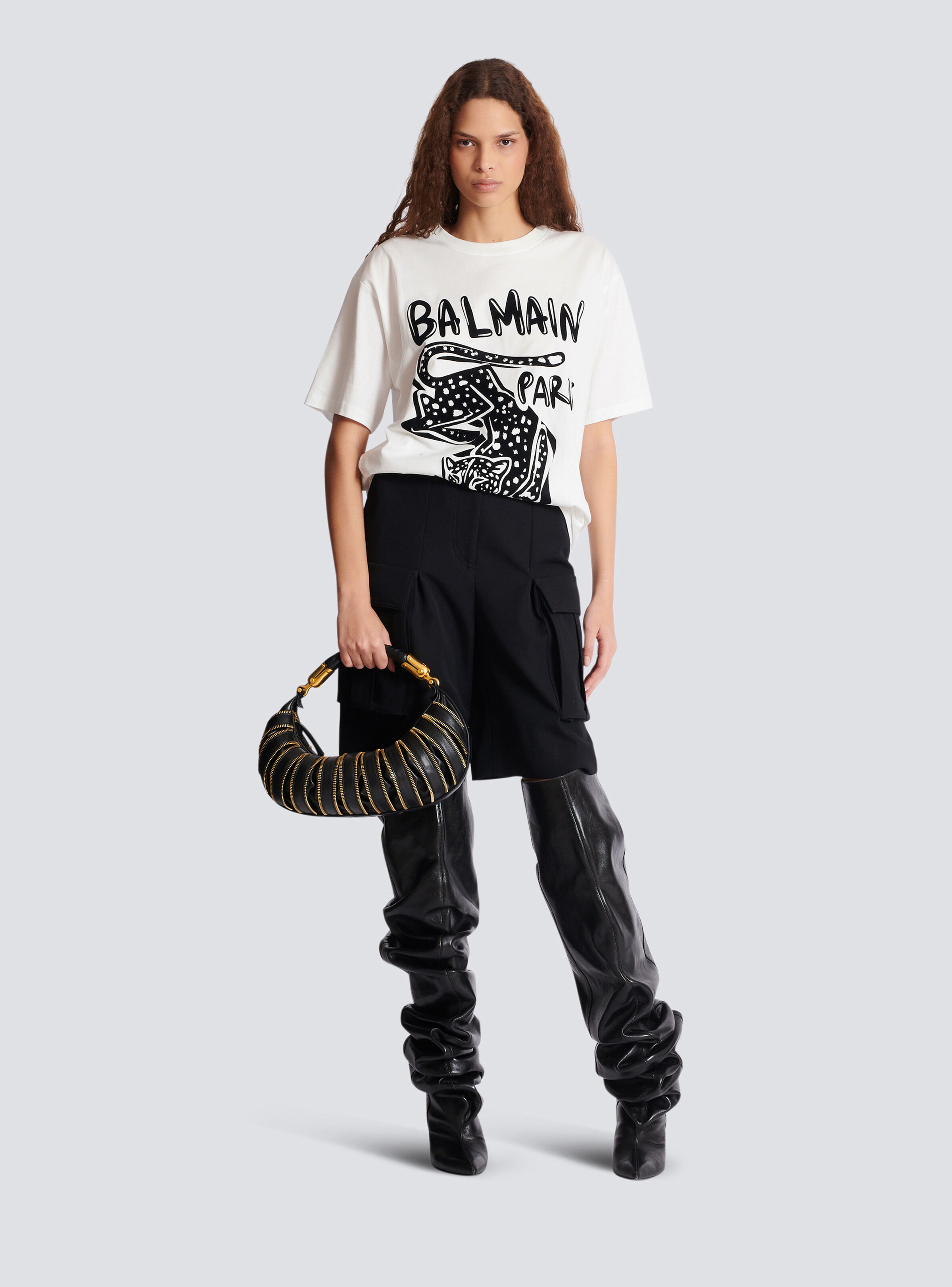 Short-sleeved T-shirt with leopard print - 2
