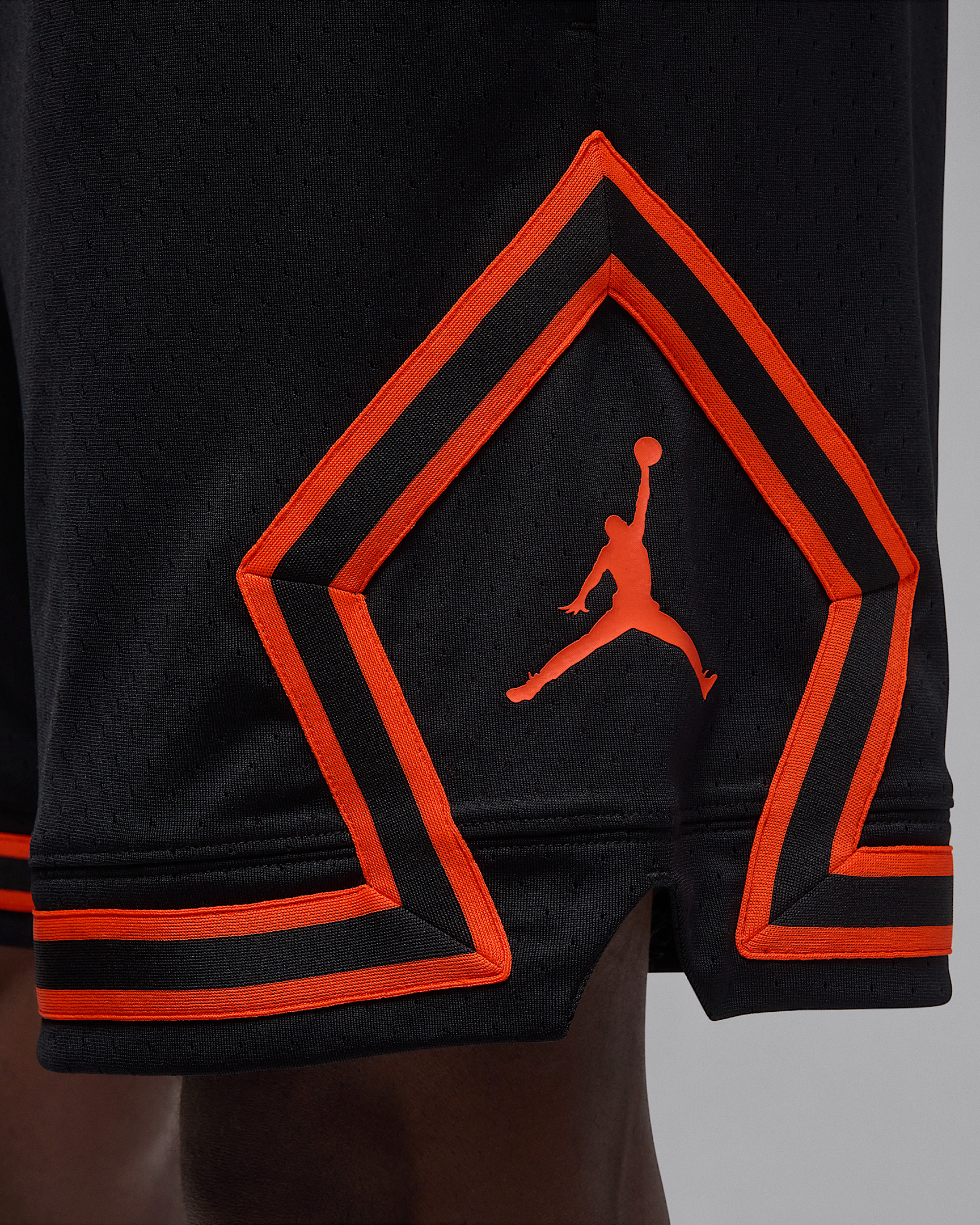 Jordan Sport Men's Dri-FIT Mesh Diamond Shorts - 5