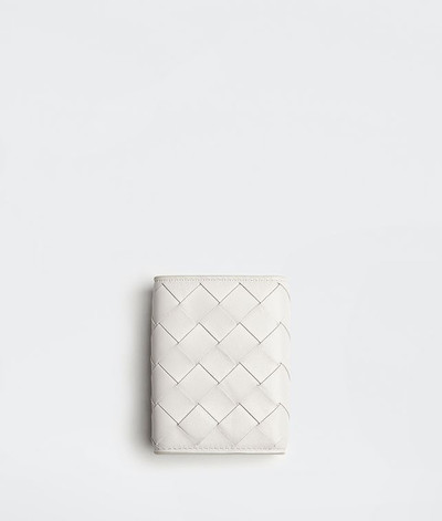 Bottega Veneta TRI-FOLD WALLET outlook