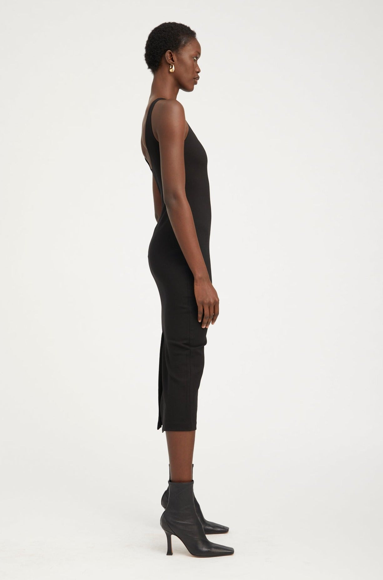 BLACK SCOOP NECK DRESS - 3