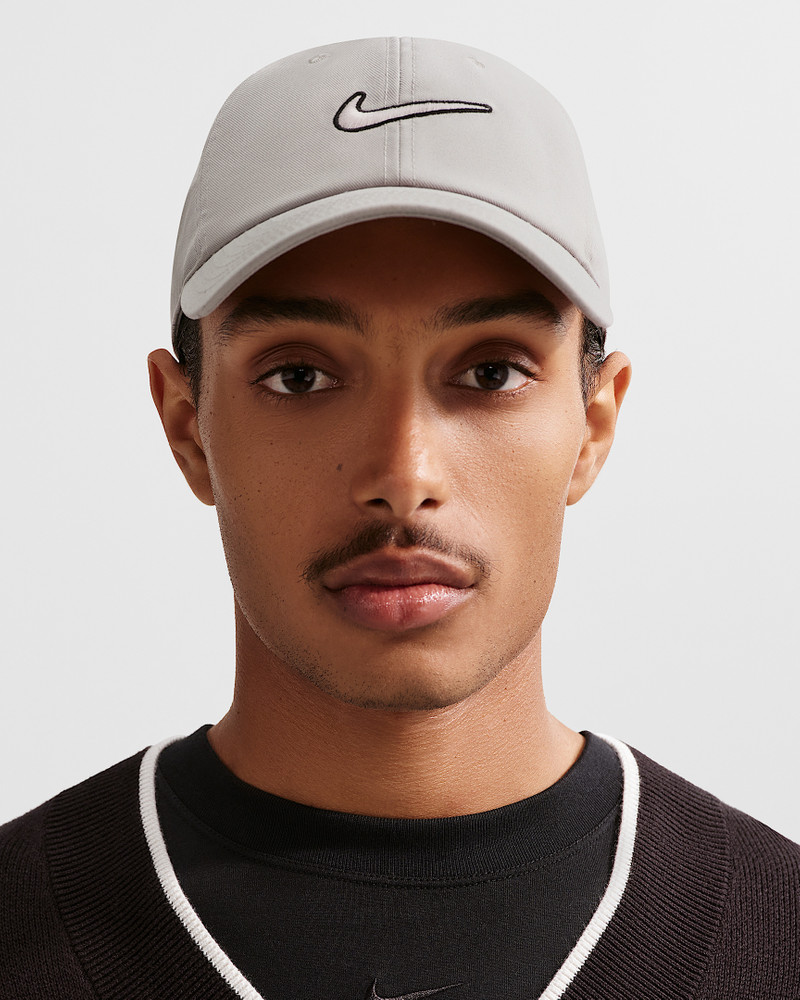 Nike Club Unstructured Swoosh Cap 1