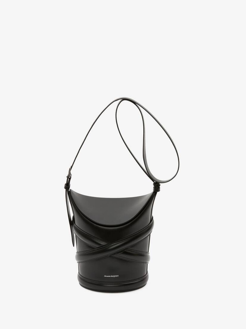 The Curve in Black 1