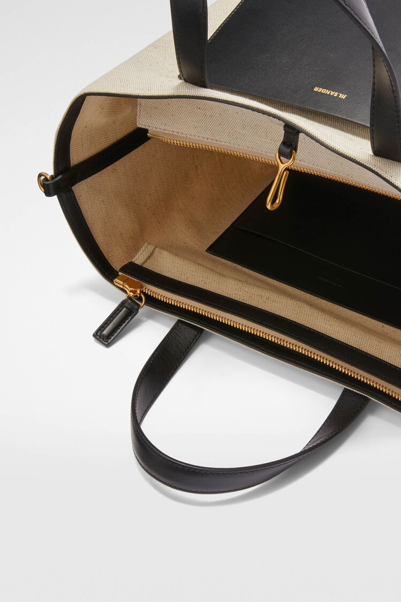 Wander Square Small 4