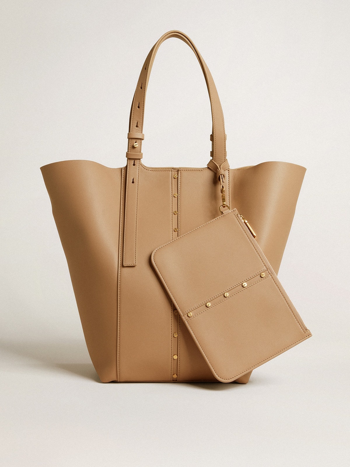 24/7 Bag in cappuccino-colored leather with adjustable handles - 8