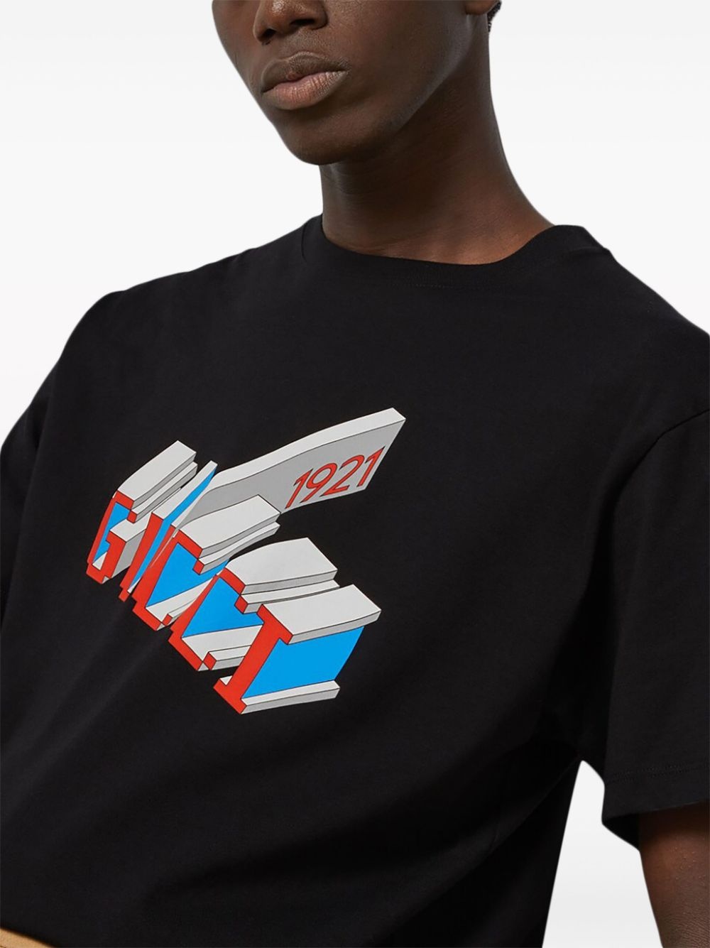GUCCI 3D Gucci 1921-print T-shirt | farfetch | REVERSIBLE