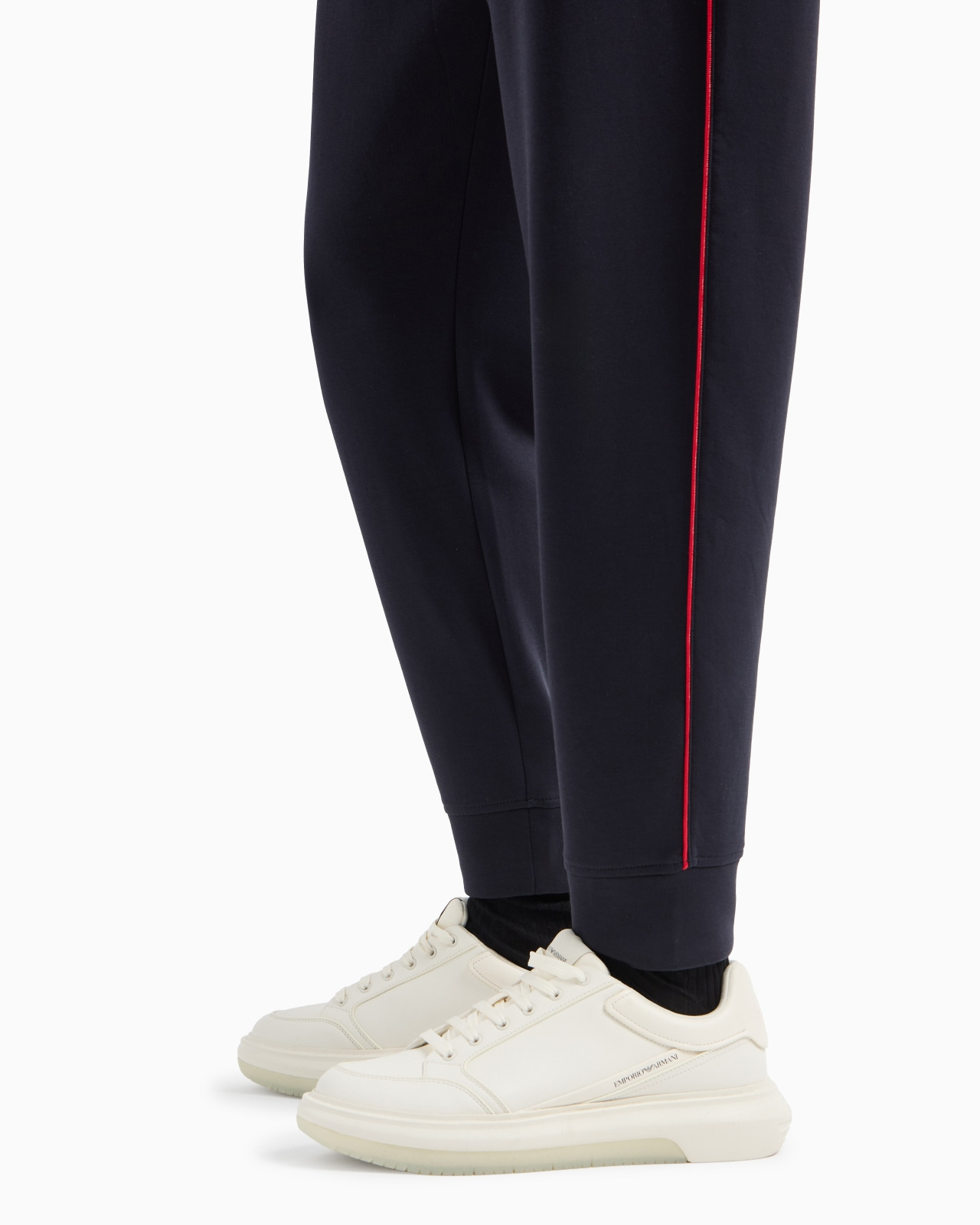 Valentine’s Day capsule collection jersey joggers with piping - 5