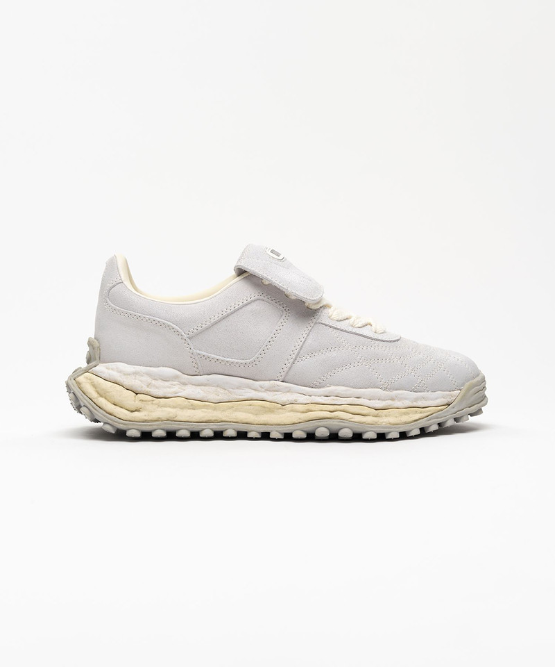 Maison MIHARAYASUHIRO "SCOTT" OG Sole Brushed Suede Low-top Sneaker outlook