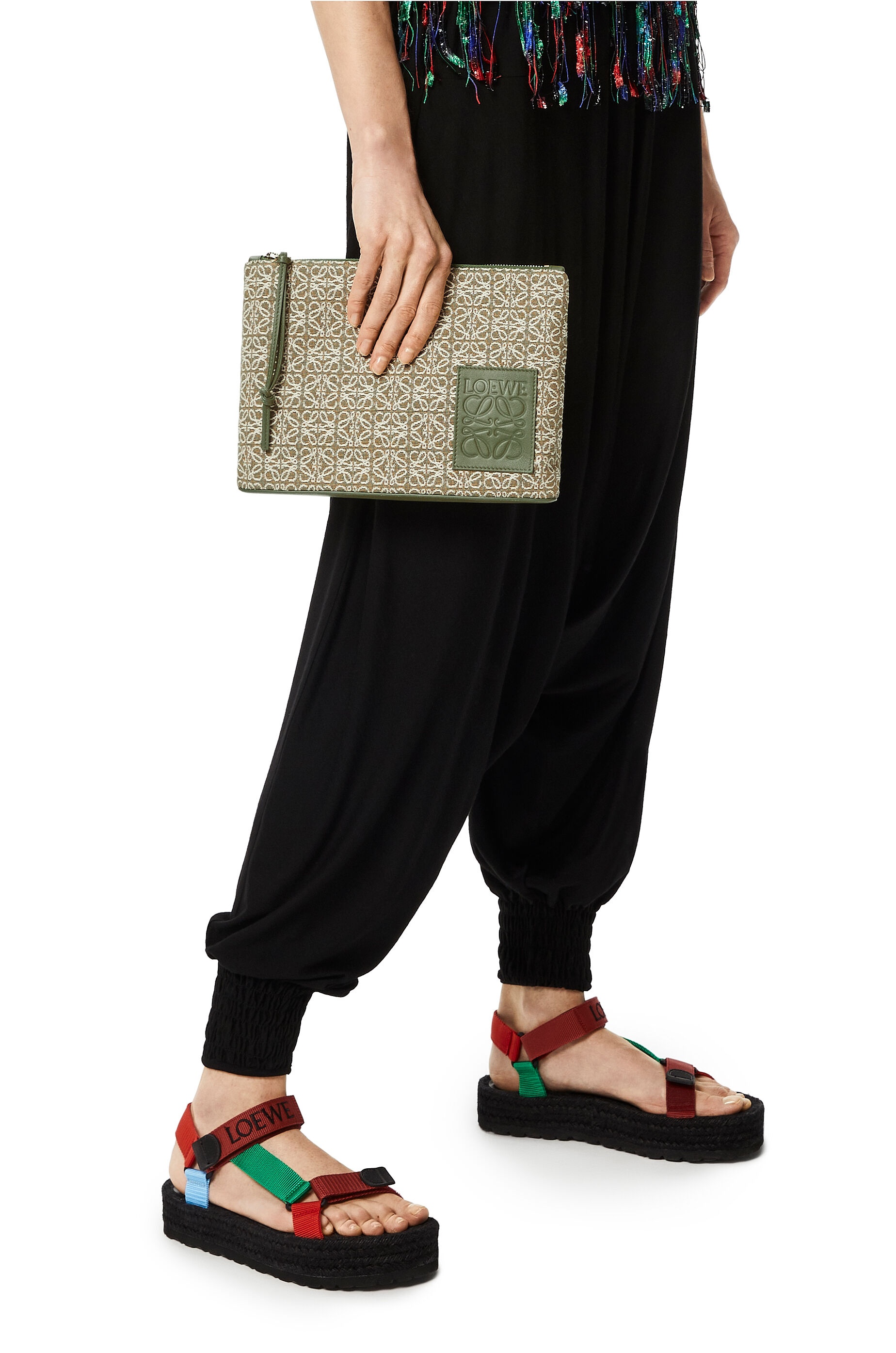 Oblong pouch in Anagram jacquard and calfskin - 2