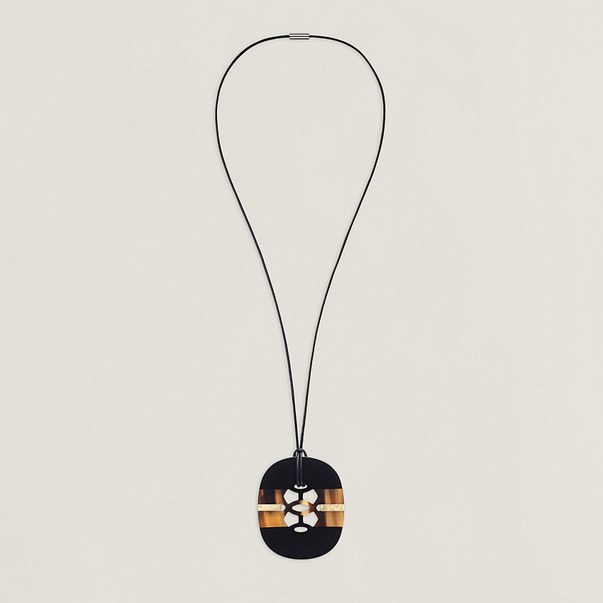 Casaque pendant, large model - 2