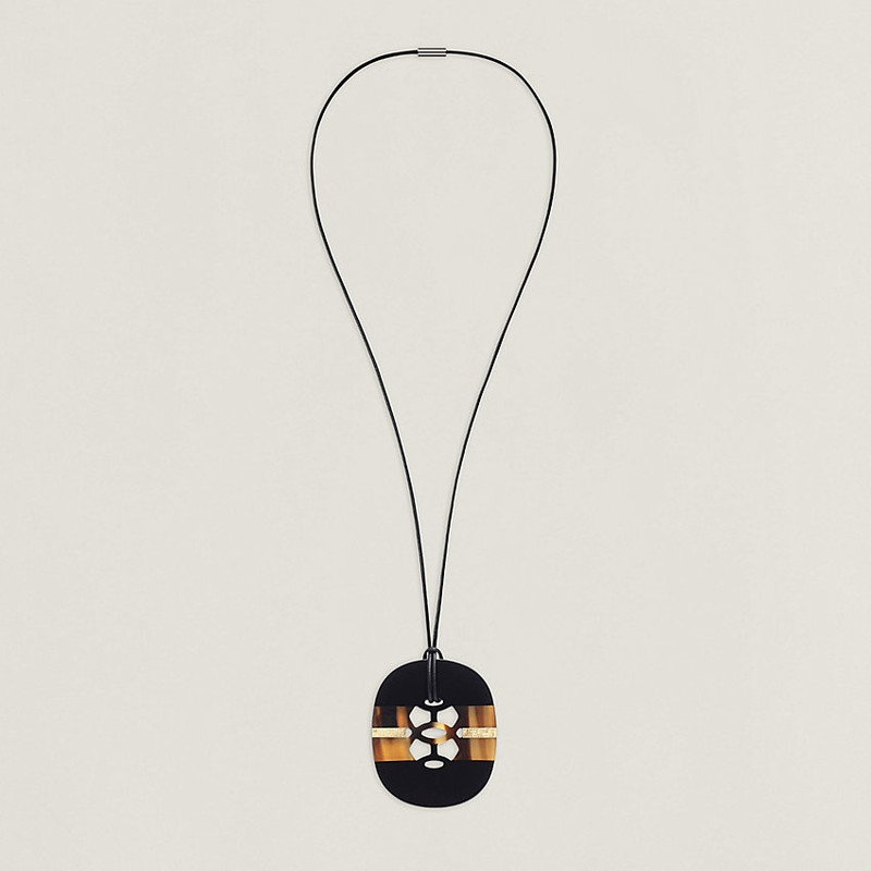 Hermès Casaque pendant, large model outlook