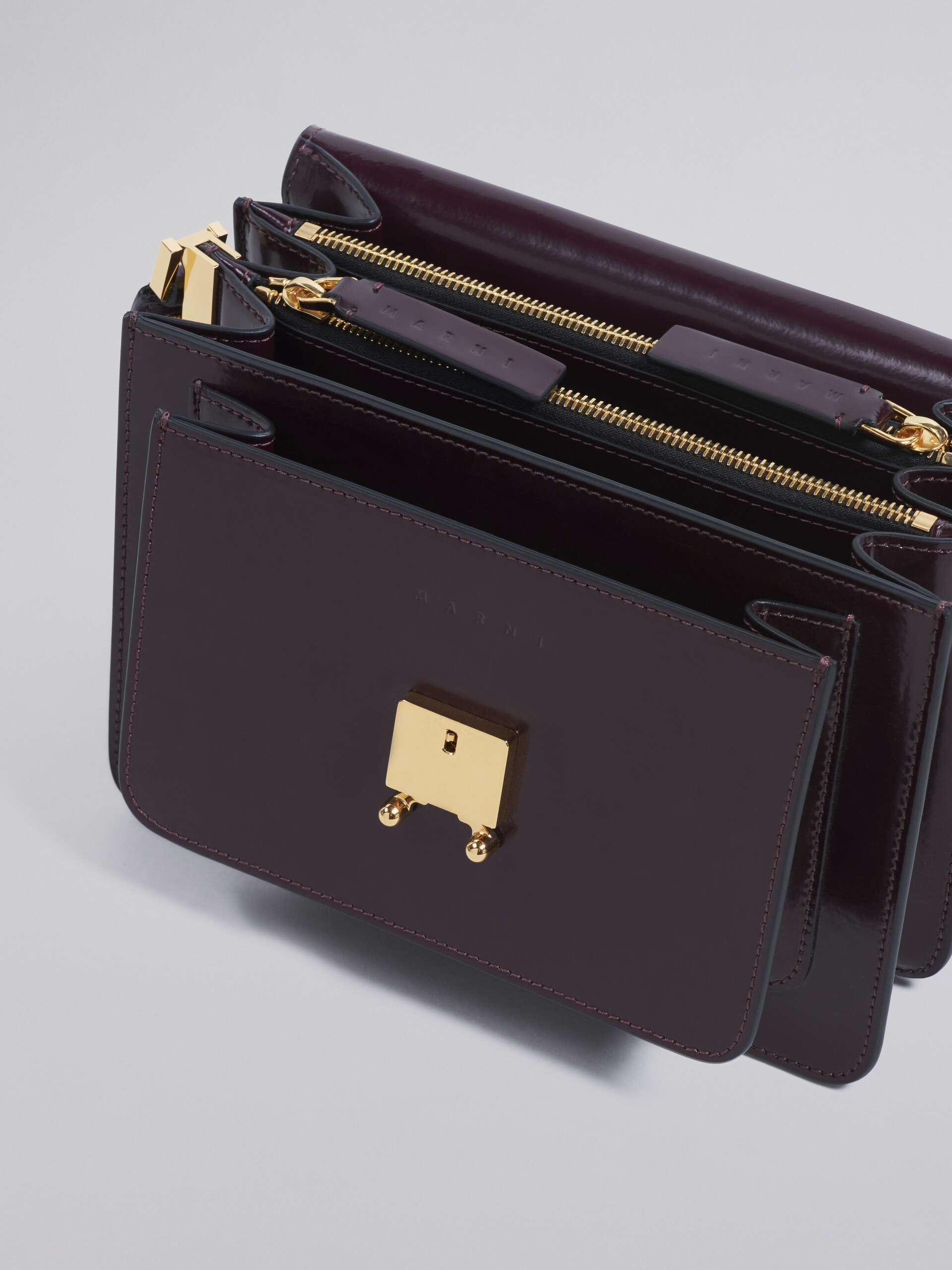 TRUNK MEDIUM BAG IN DARK RED SHINY LEATHER - 3