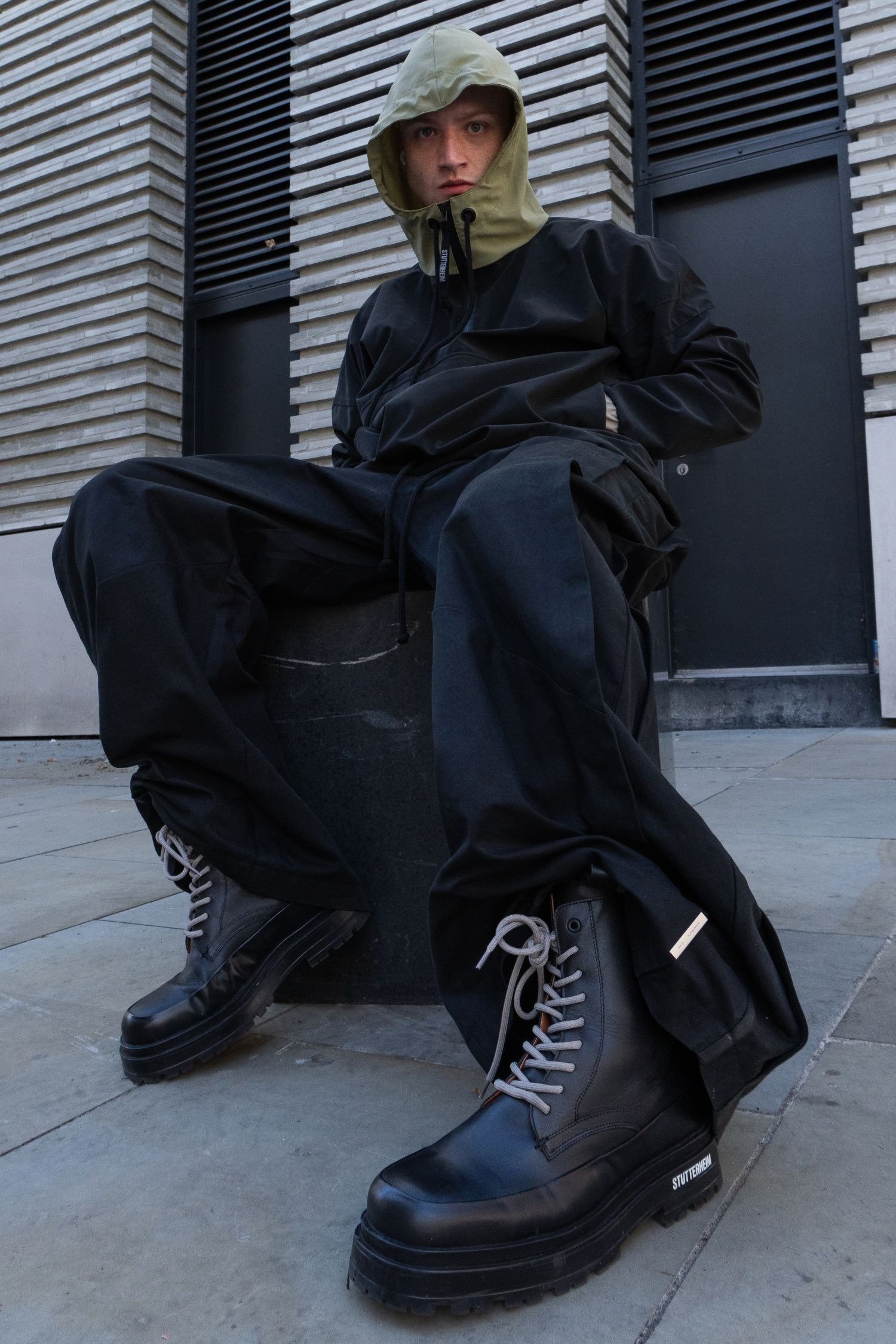 Peace Walker Leather Black - 6