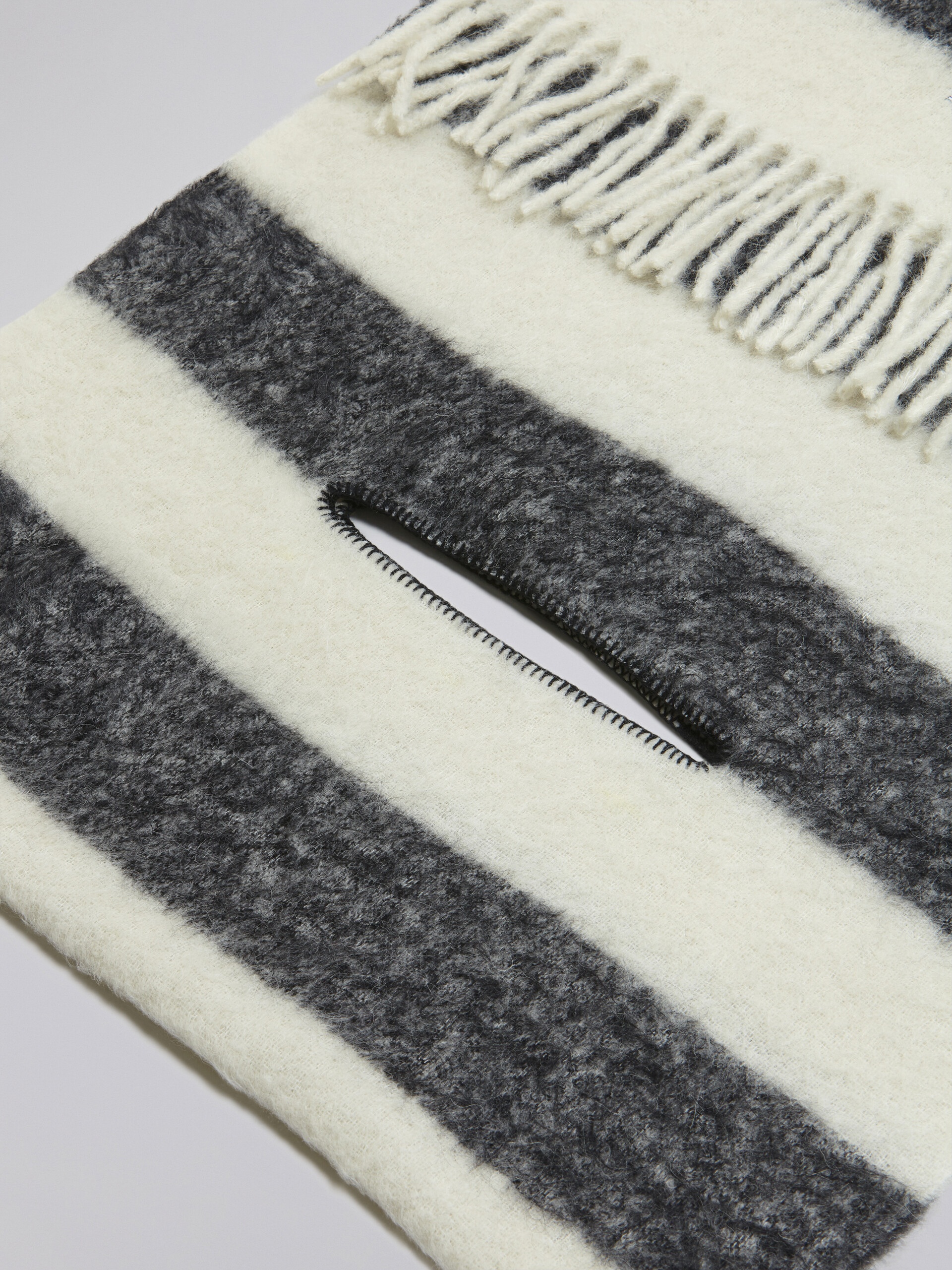 BRUSHED WOOL AND MOHAIR SCARF - 3
