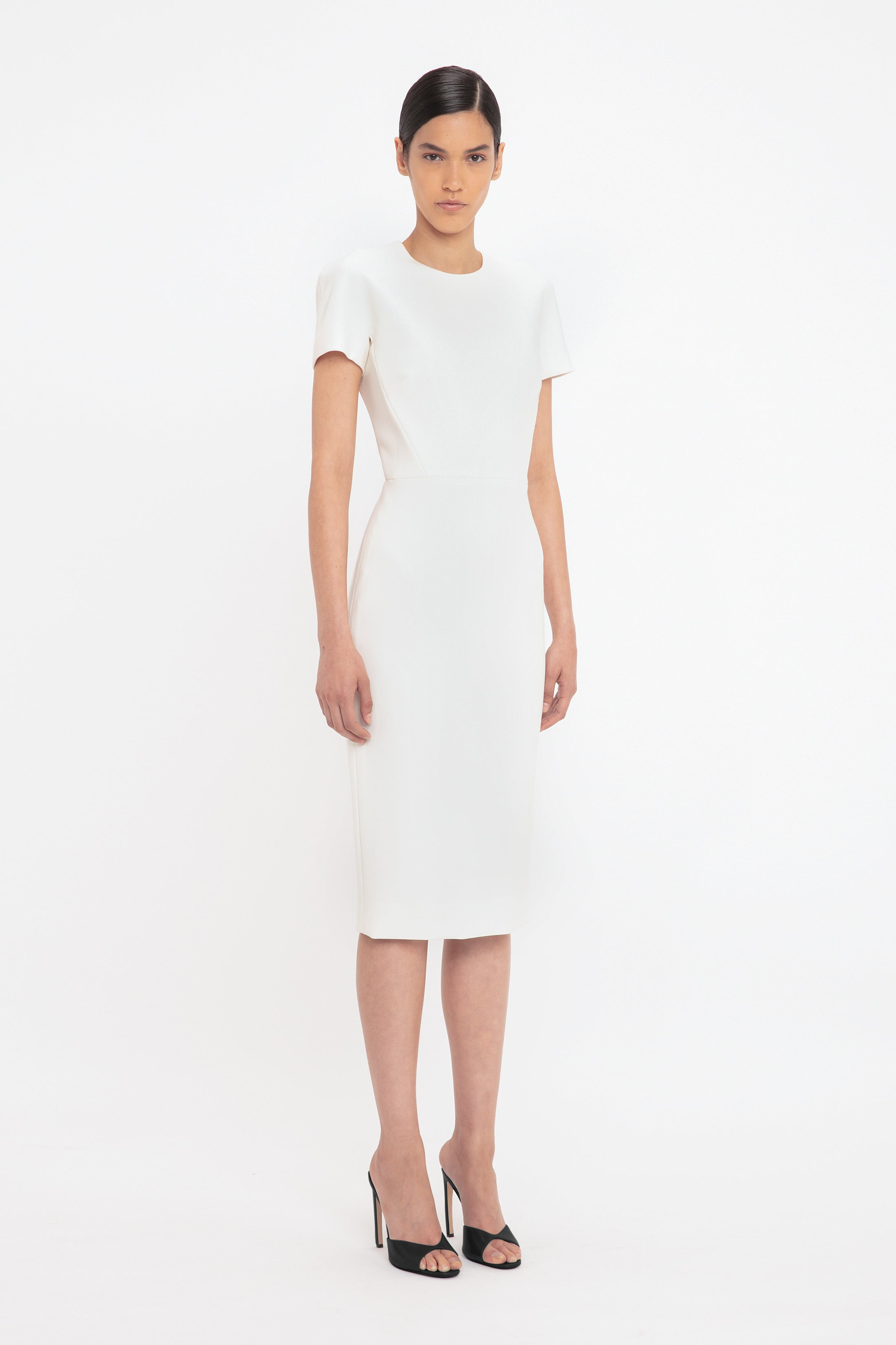Fitted T-shirt Dress In Ivory - 3