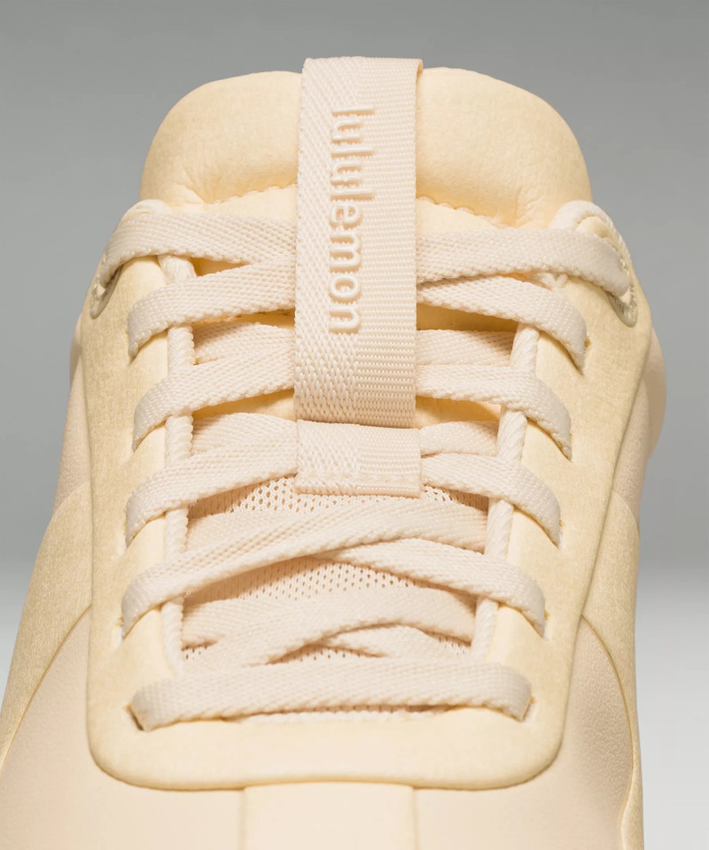 Cityverse Women's Sneaker 10