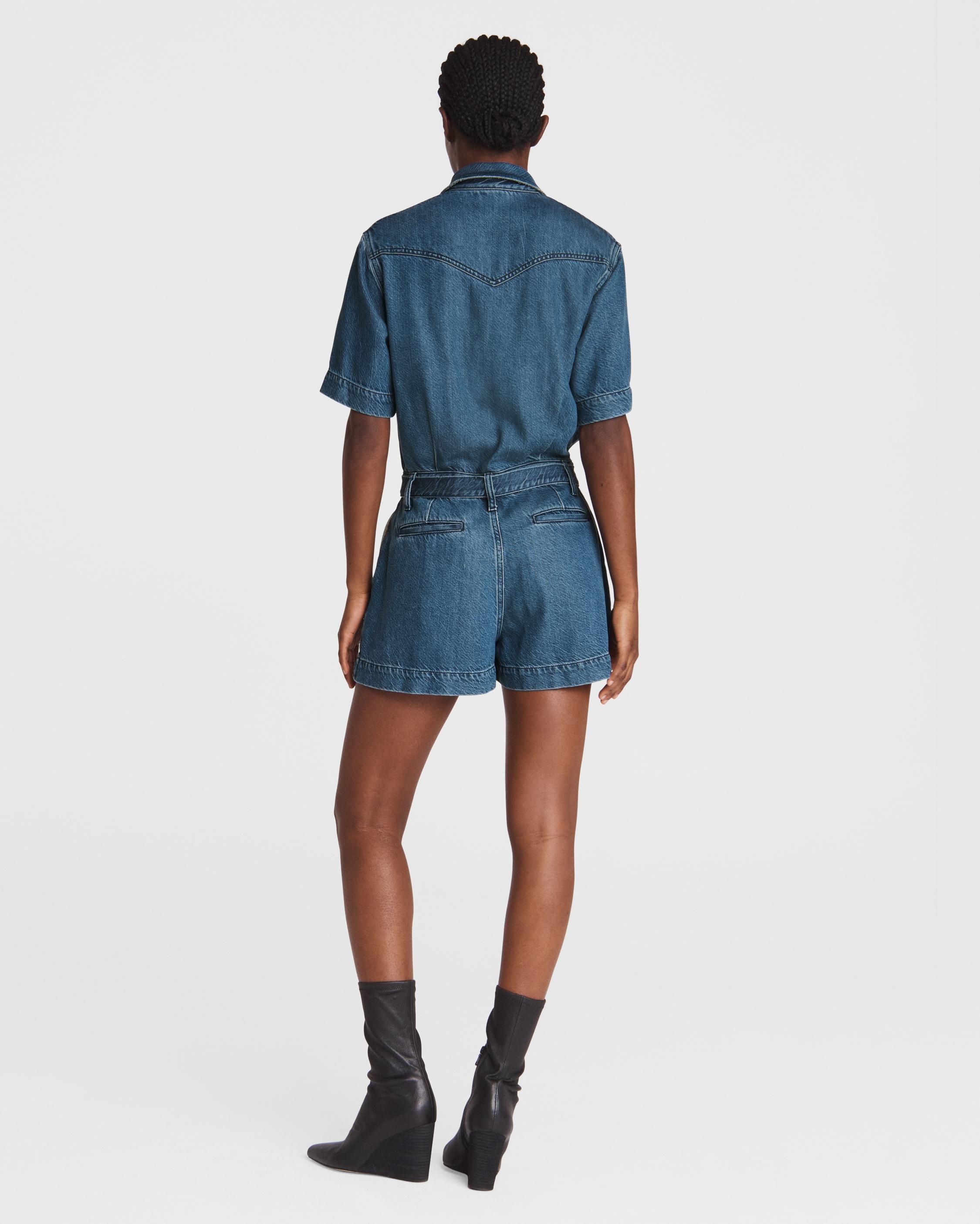 Featherweight Surplus Romper
Relaxed Fit Romper - 4