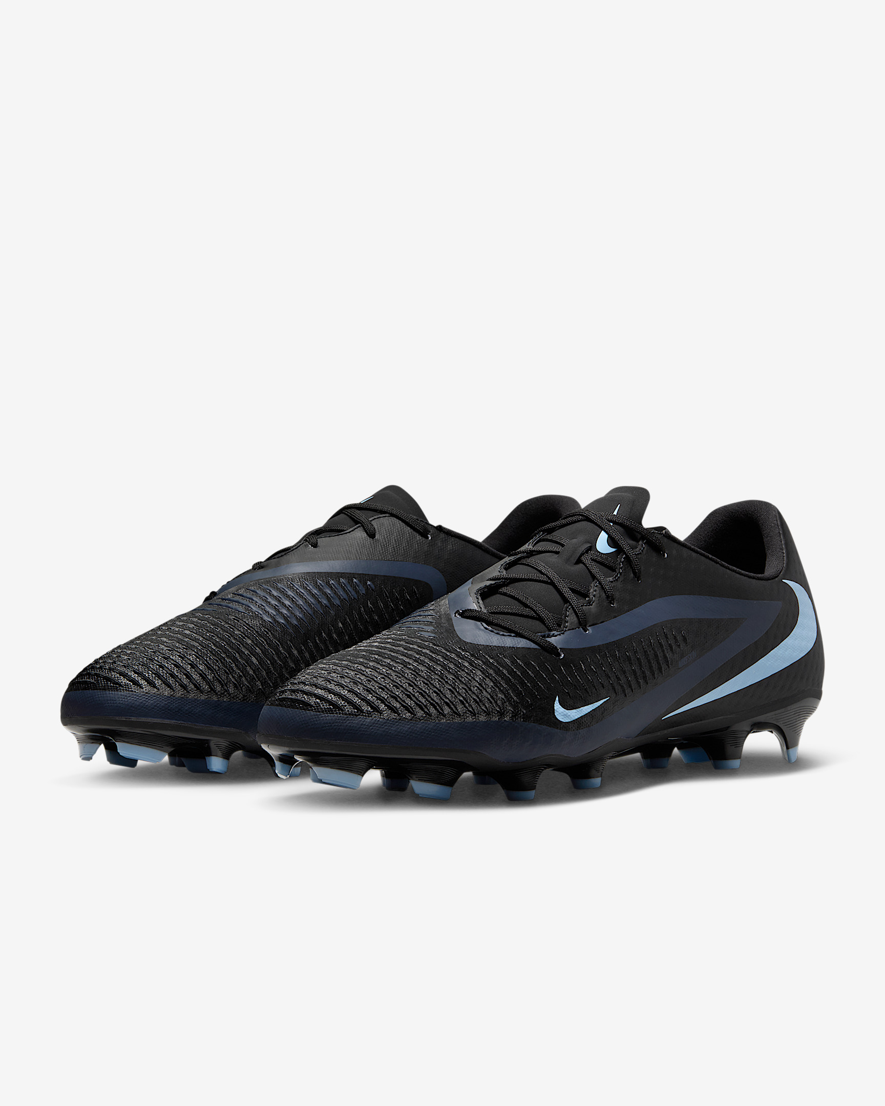 Nike Phantom 6 Low Academy Multi-Ground Soccer Cleats - 5