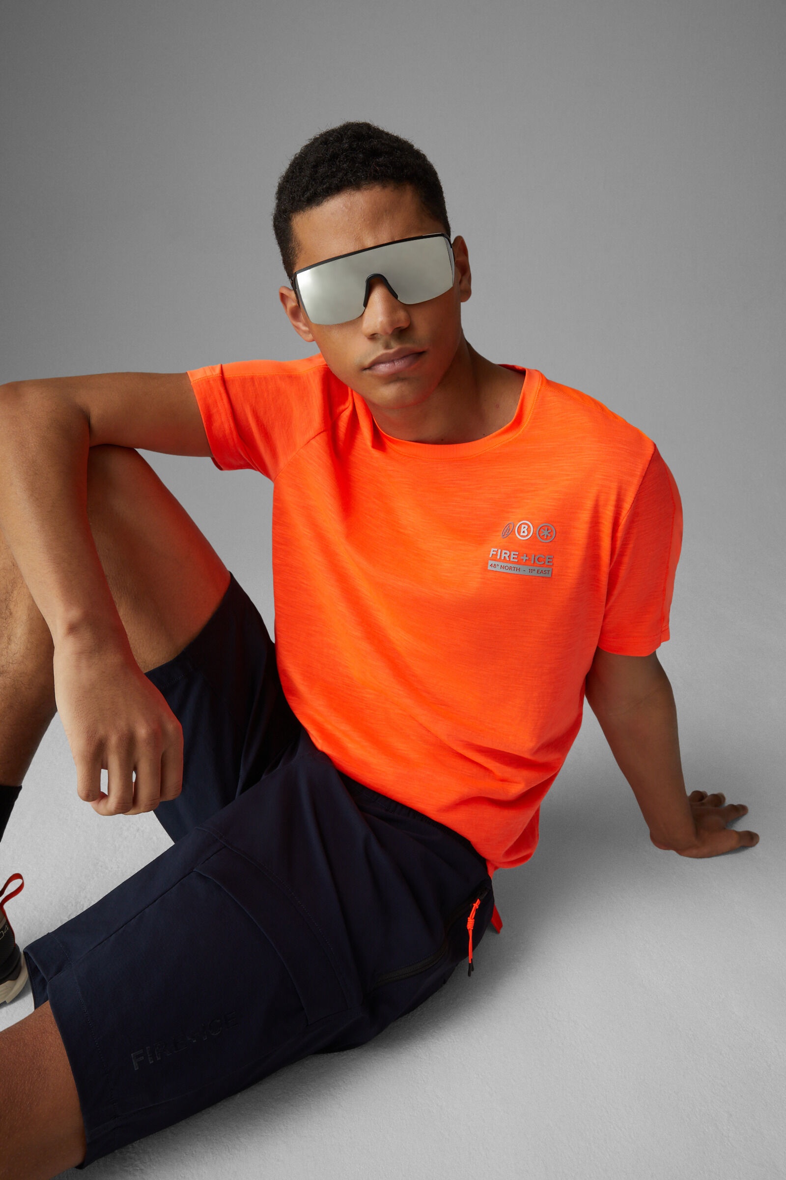 Tarik T-shirt in Orange - 5