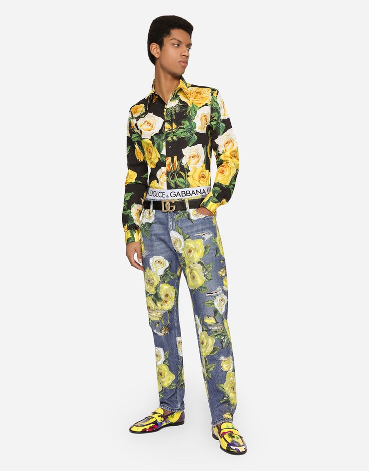 Loose blue denim jeans with all-over rose print - 2